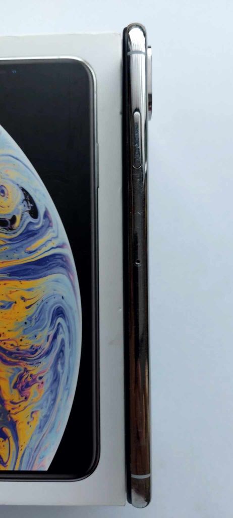 Iphone xs Max 64gb