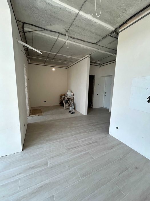 Євро 2-кімнатна квартира з частковим ремонтом за супер ціною