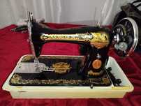 Máquina de costura Singer, ler descrição