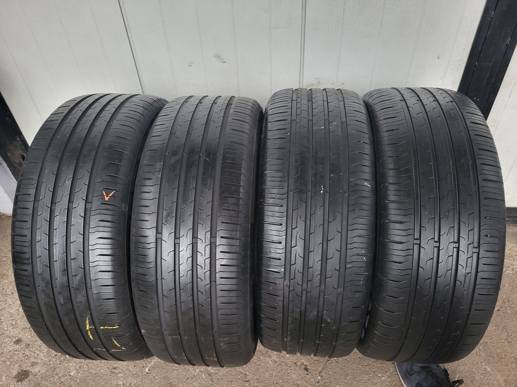 Kpl opony 235/55r18 continental 6mm