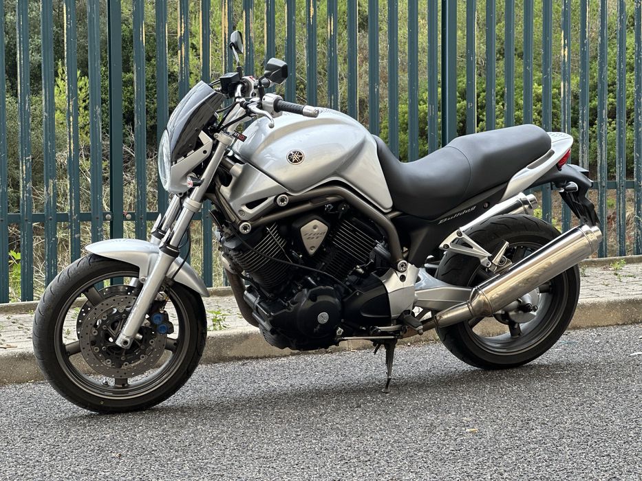 YAMAHA BT 1100 Bulldog - Poucos Quilómetros!
