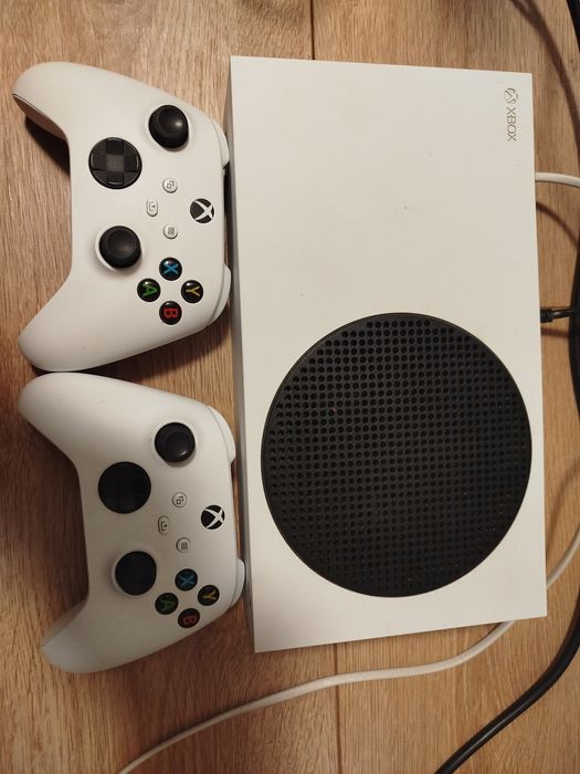 Xbox Series S 512GB. Ідеальний стан! Готово до гри!