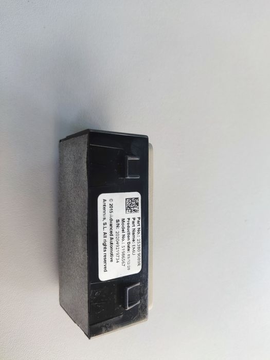 Przycisk SOS Renault Arkana