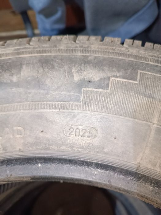 Комплект шин для буса 215/65/R16 C