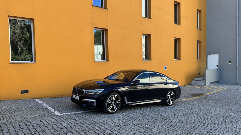 BMW 730d 265cv pack M sempre assistido na marca