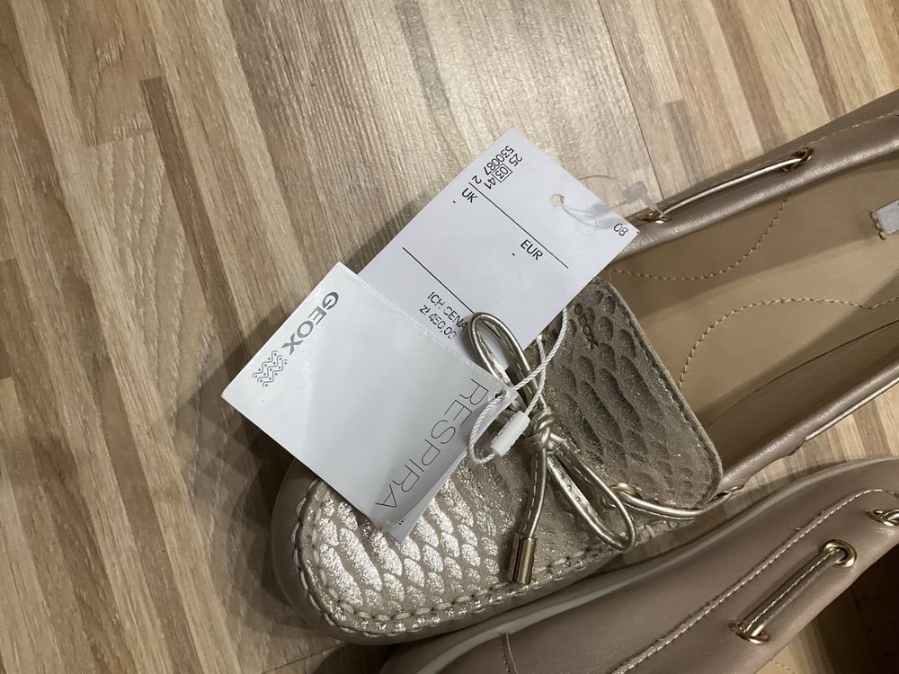 Buty mokasyny damskie Geox bezowo zlote rozmiar 40