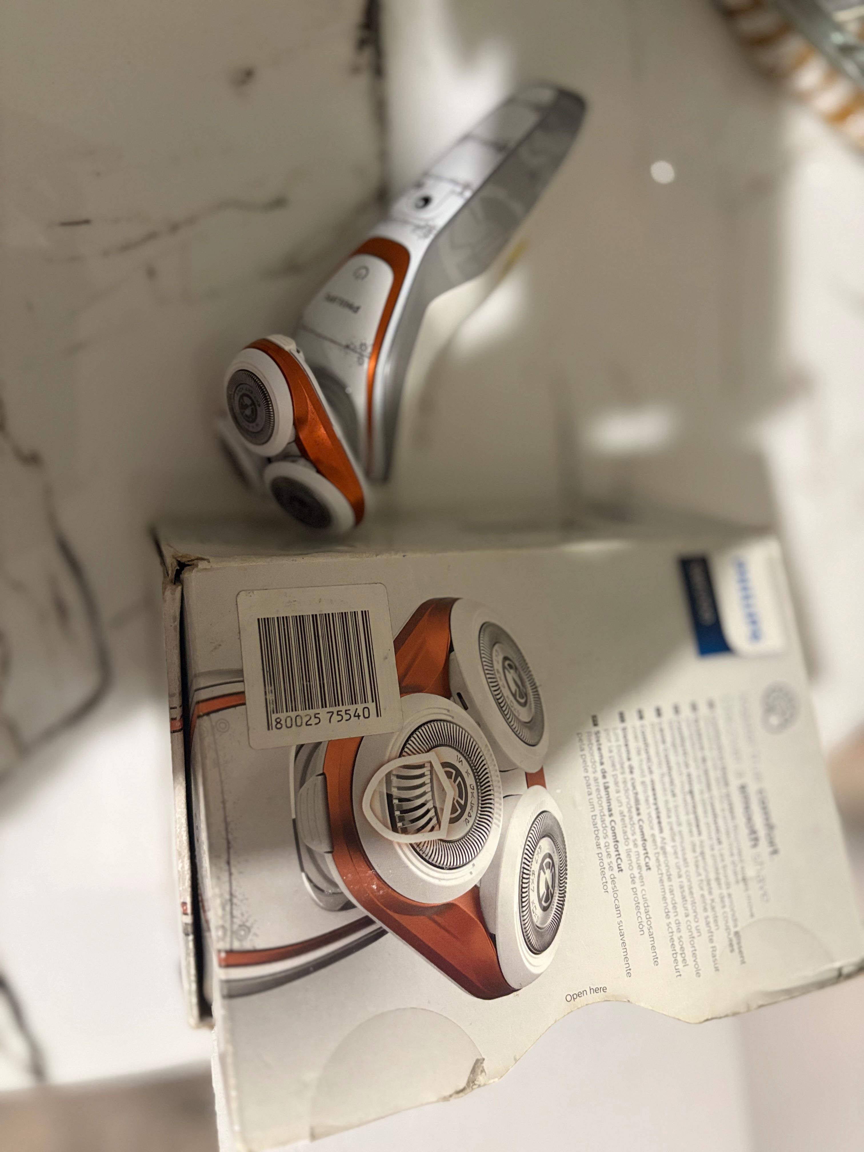 Golarka Philips SW5700