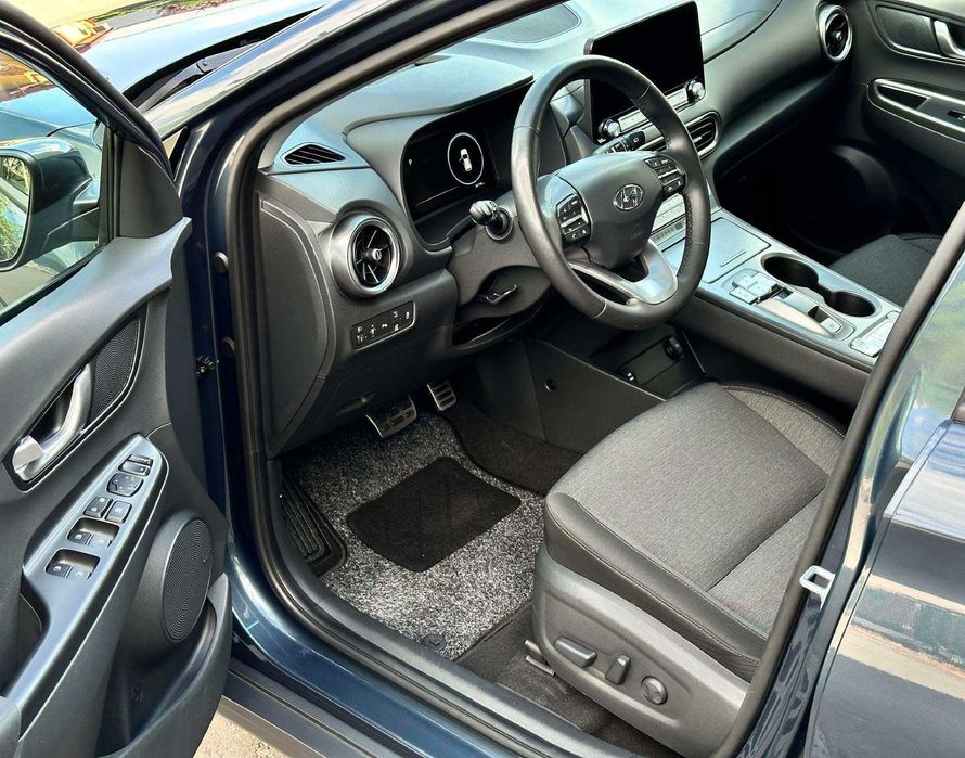 Продам Hyundai Kona, 64 кВт, 2022 року