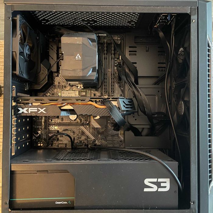 Komputer stacjonarny AMD Ryzen 3700x 16GB ram rx 580 8gb