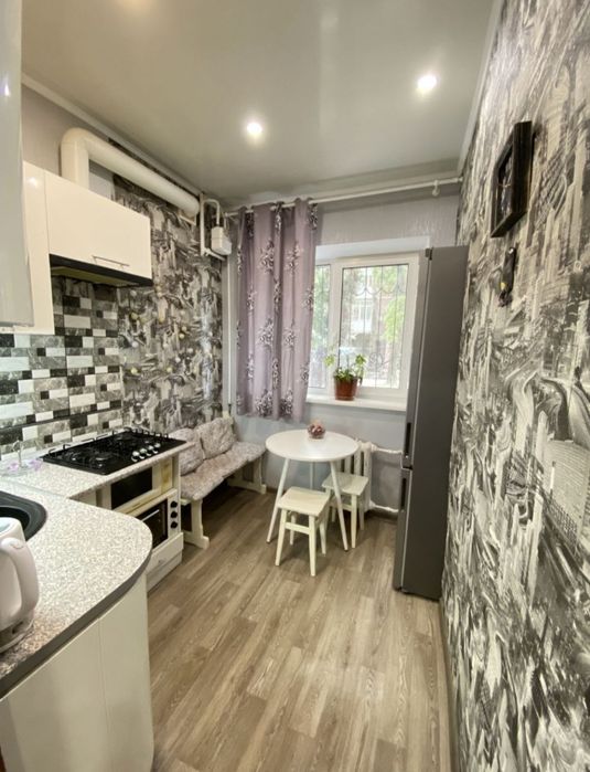 Оренда 2х кімнатної квартири у Дніпровському р-ні (Дружній 3)