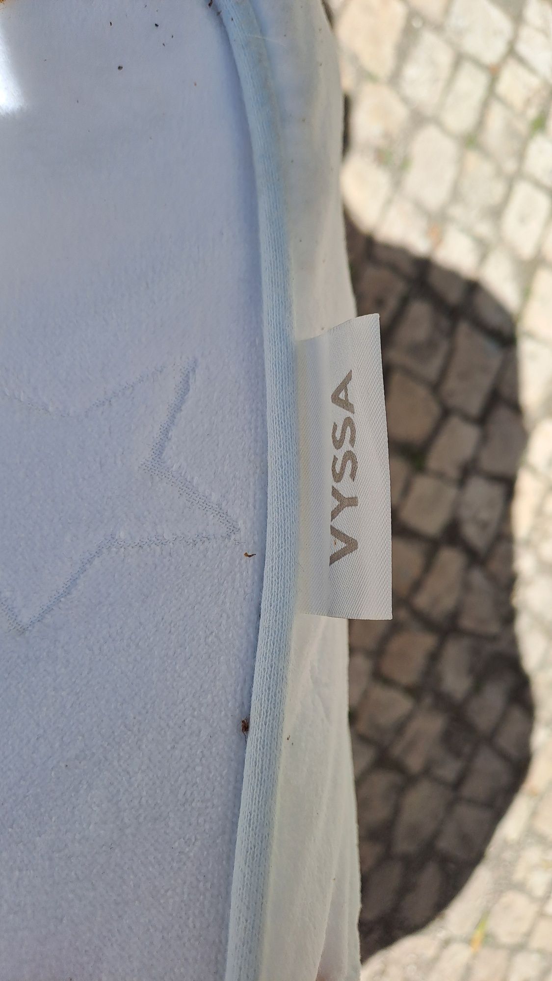 Colchão vyssa  ikea com capa. Colchão de berço