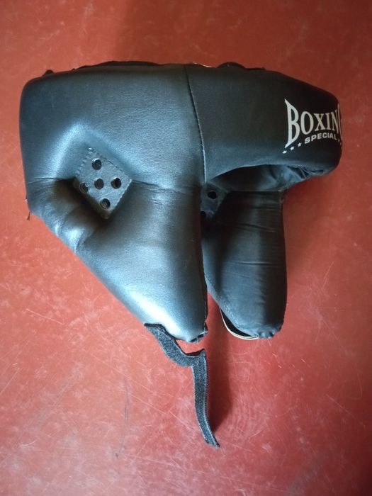 Шлем для бокса единоборств