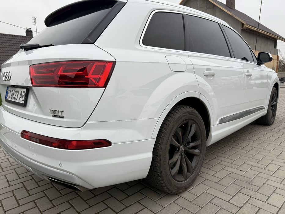 Продам Ауді Q7 4m 2016