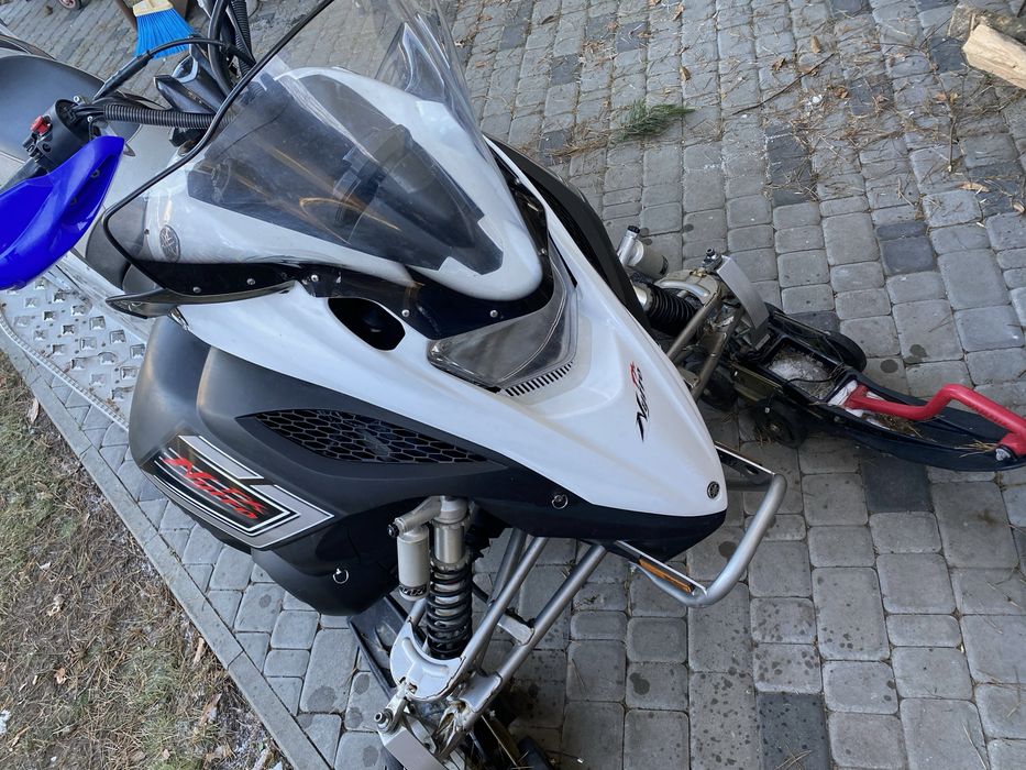 Снегоход YAMAHA FX NYTRO 2010, 4-x такн,1050см,новая гусеница, ходовая