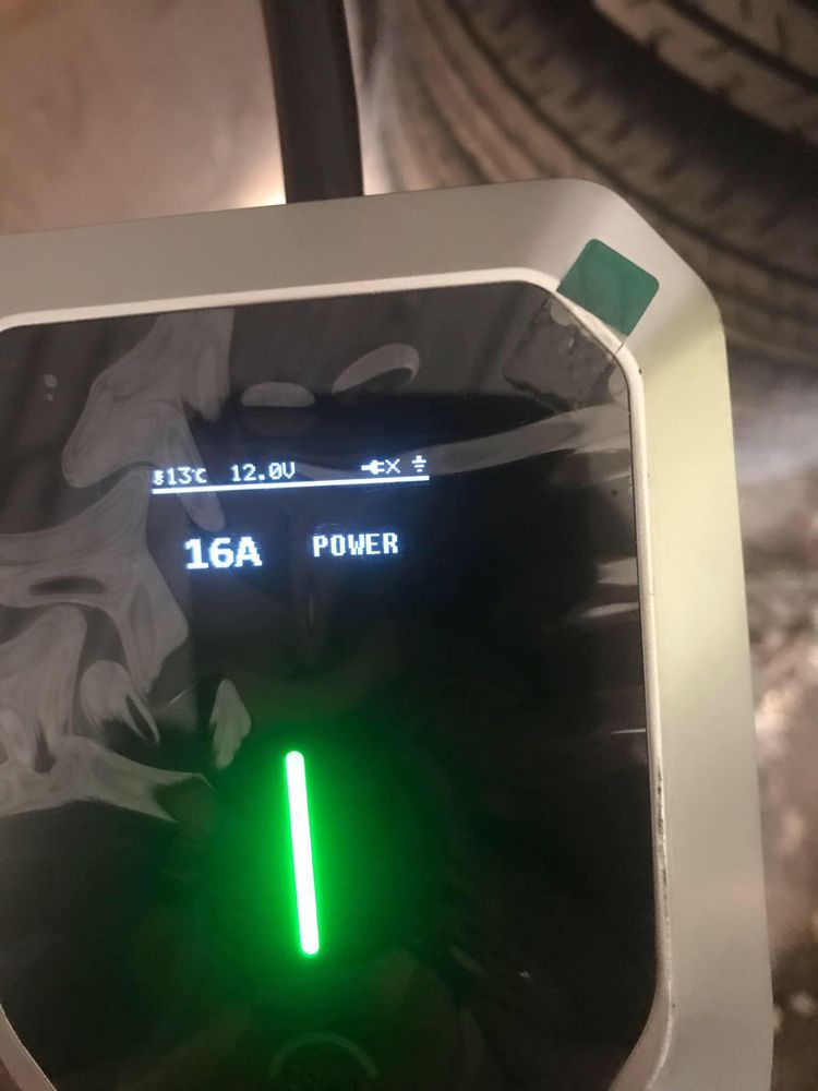 Przenośna ładowarka do pojazdów elektrycznych 230V 16A typ1 nowa hit