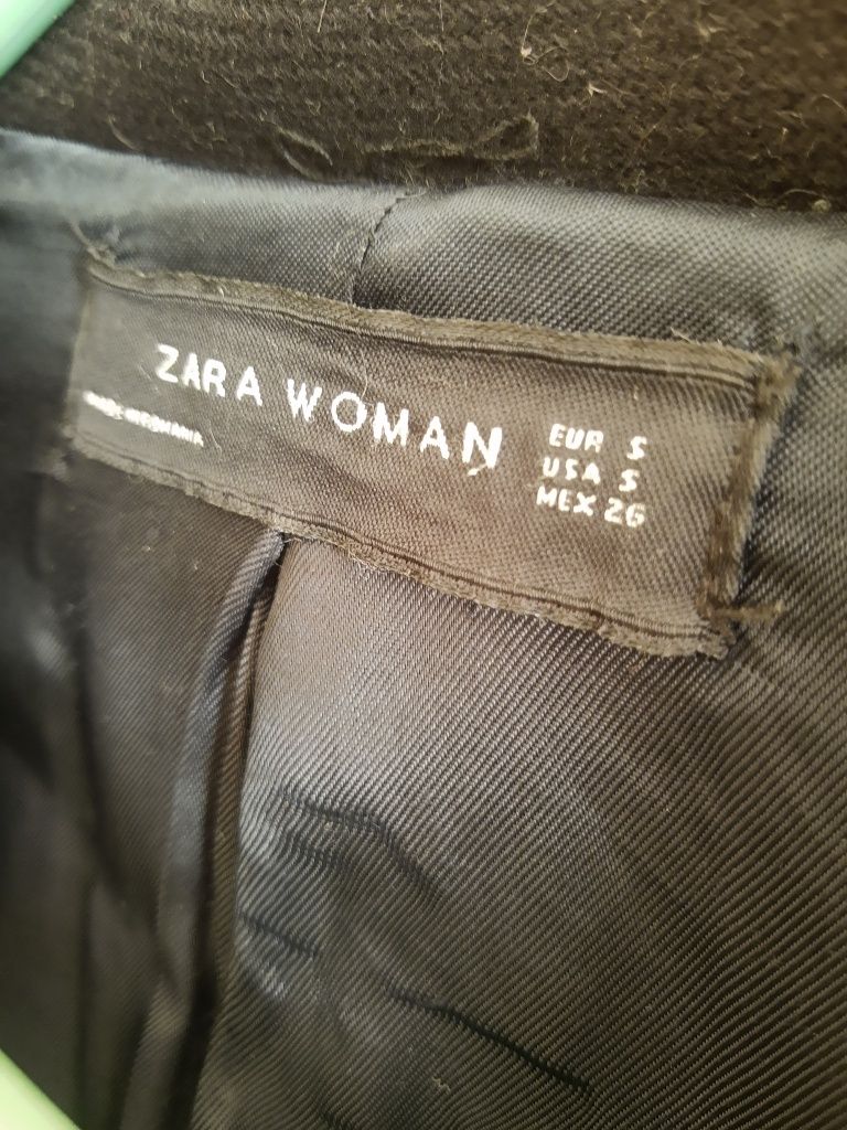Płaszcz przejściowy wełniany Zara