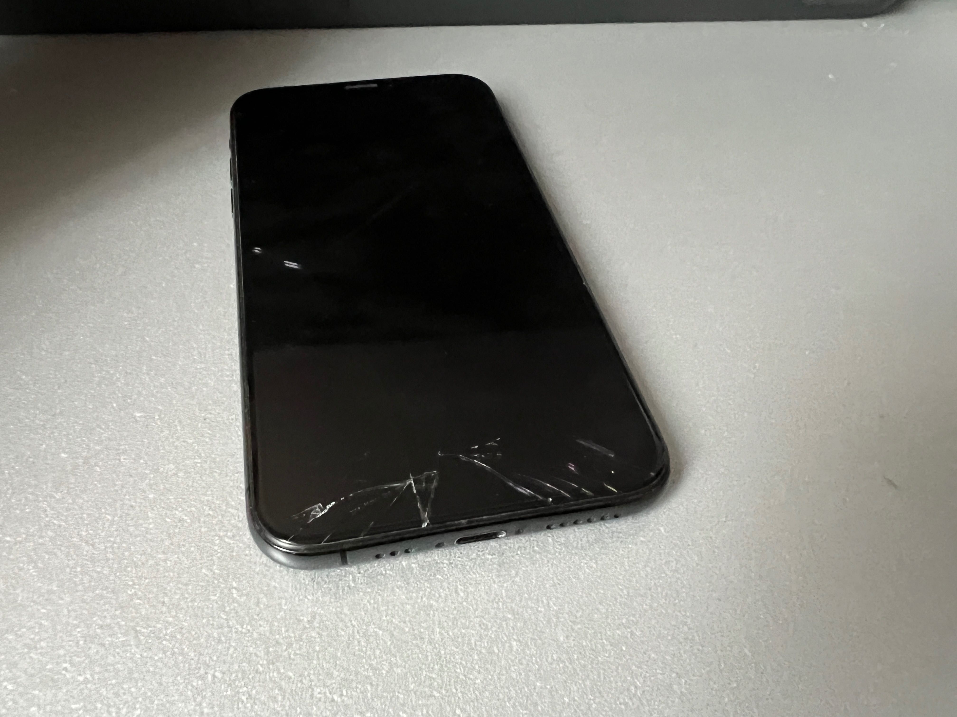 iPhone XS 64GB  -  dotyk/ telefon 100% sprawny