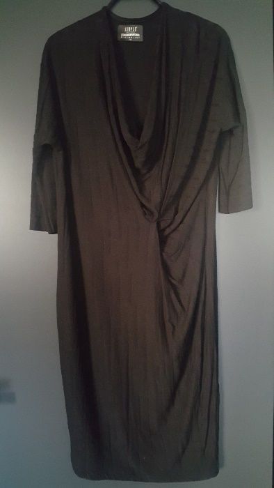 sukienka marki SIMPLE