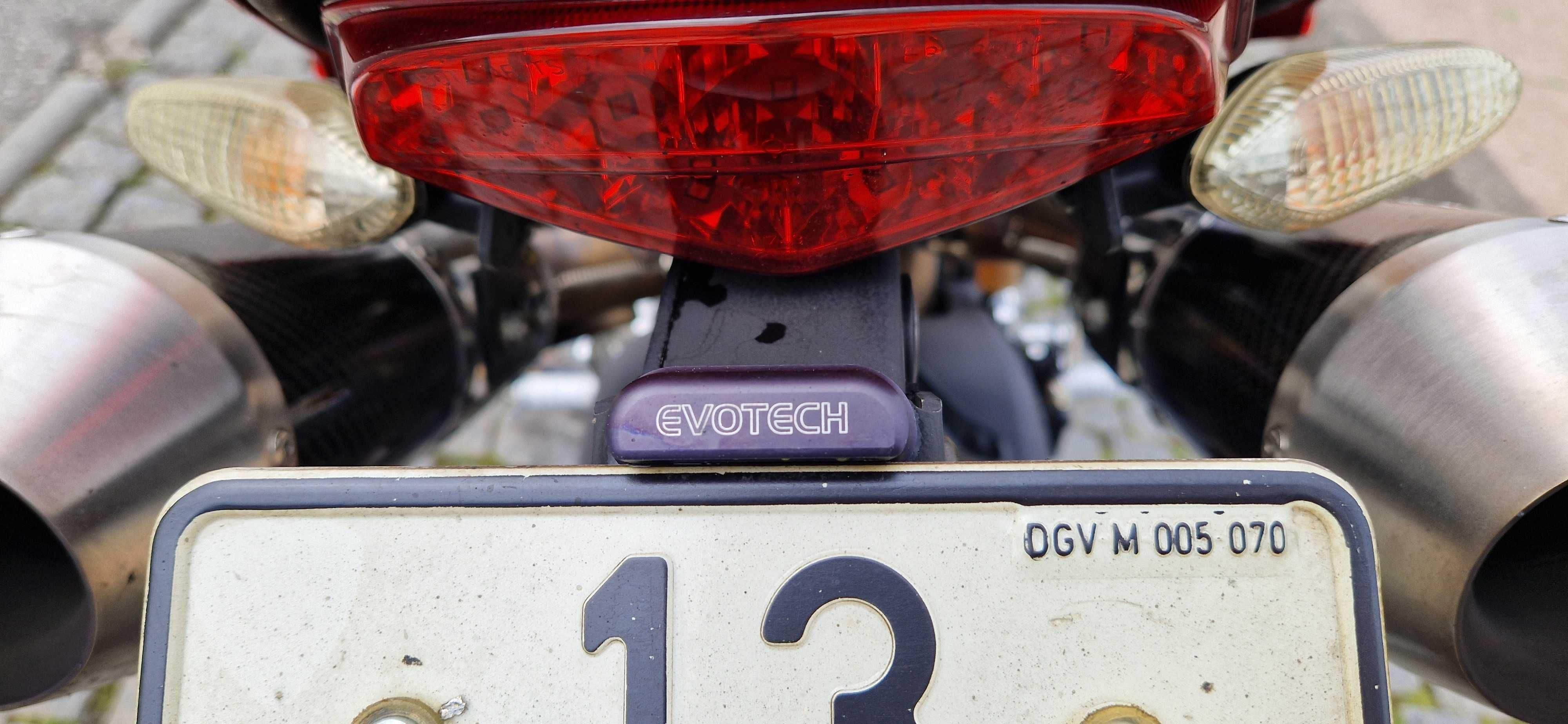 Ducati Monster 696
