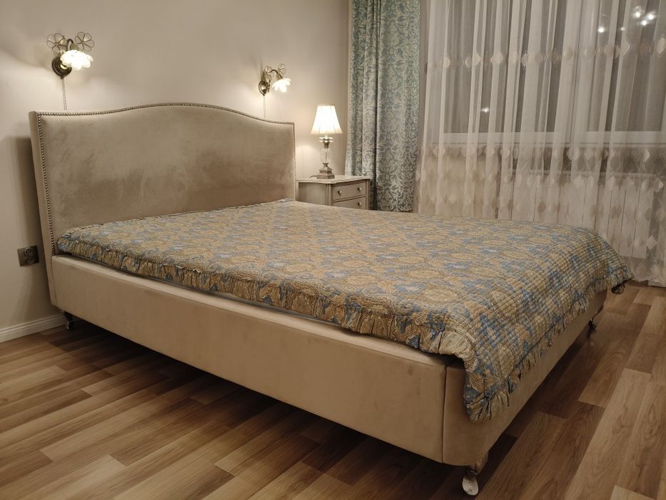 Sprzedam łóżko 160 x 200