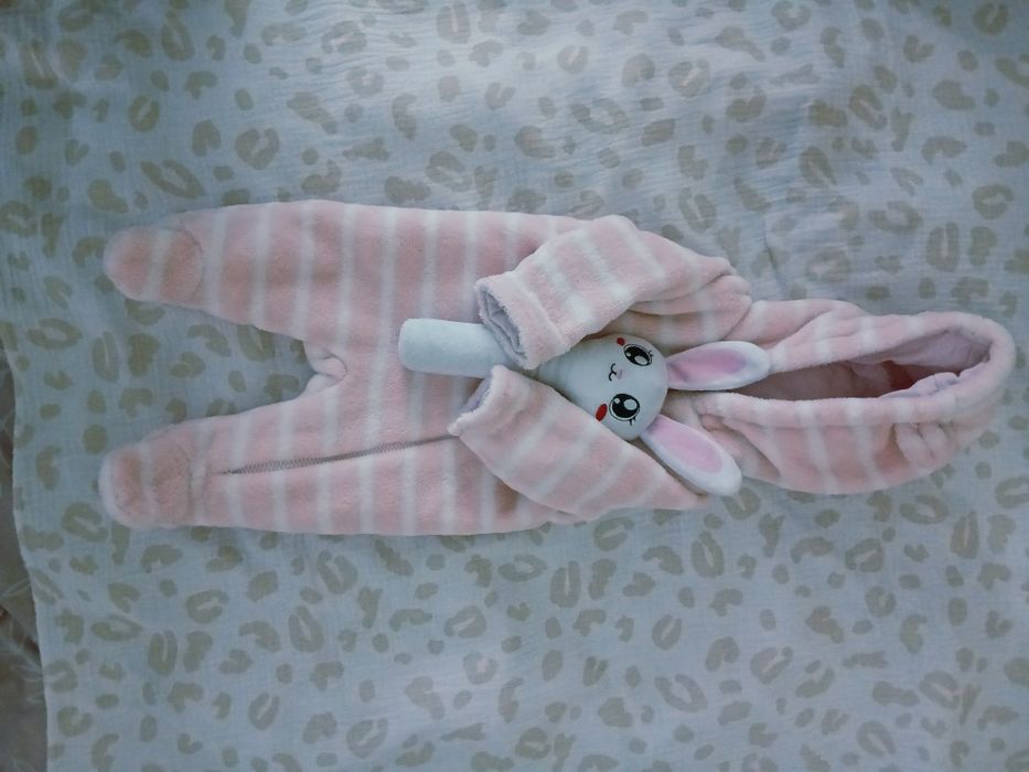 Теплий комбінезон на виписку для Вашої дівчинки