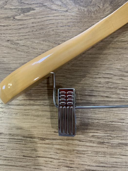 Вішалки, тремпель ( дерево, метал)