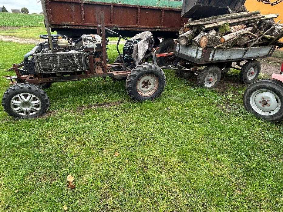 Traktor Samoróbka ISUZU z przyczepą