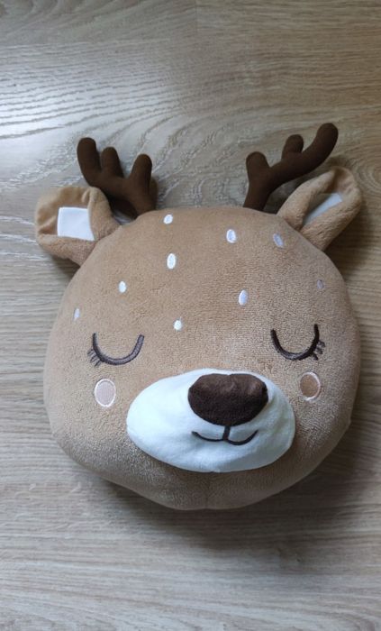 2 peluches de  Decoração de Parede (veado e raposa)