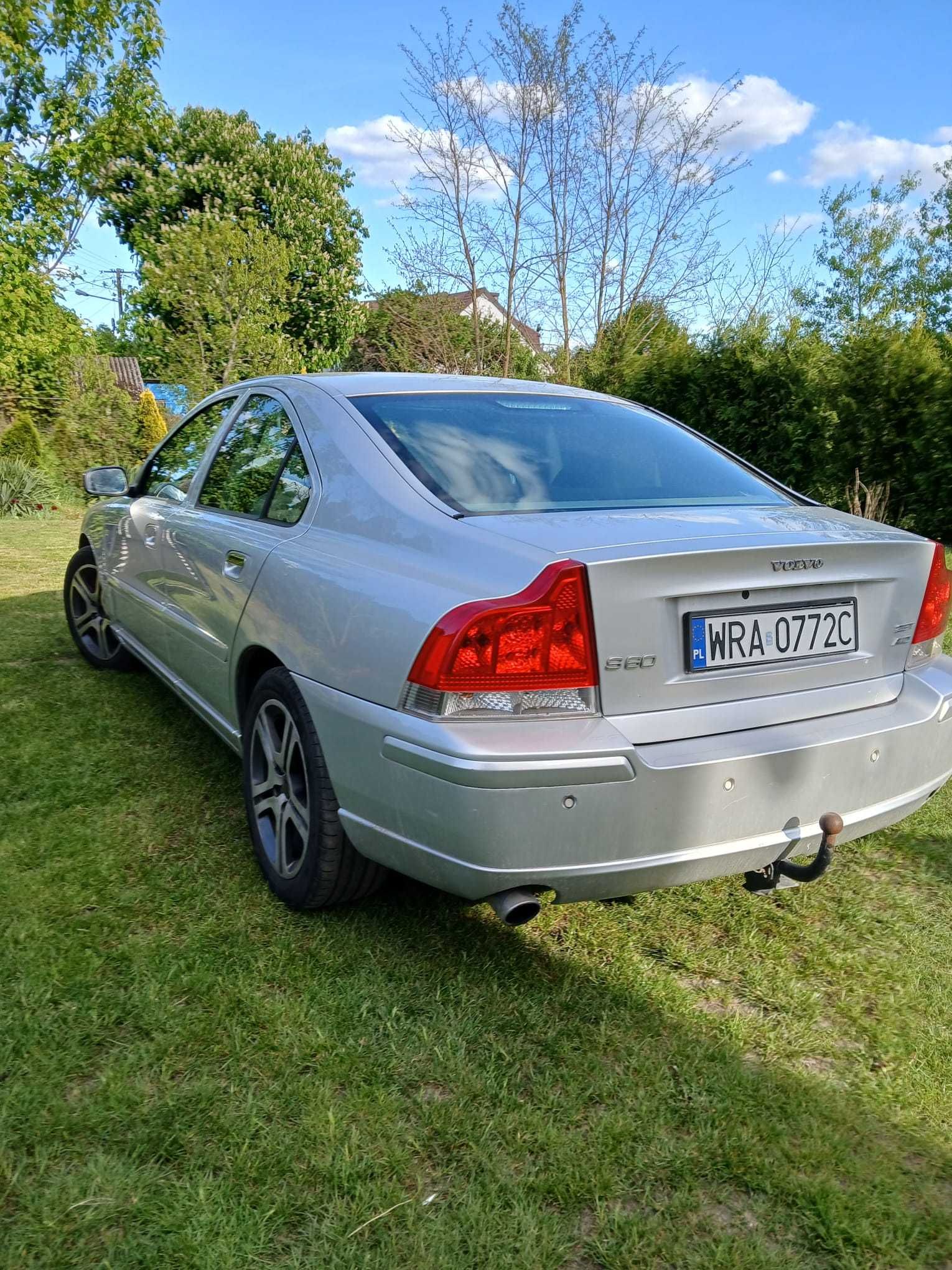 Volvo S60 2 5T AWD z LPG automat polift