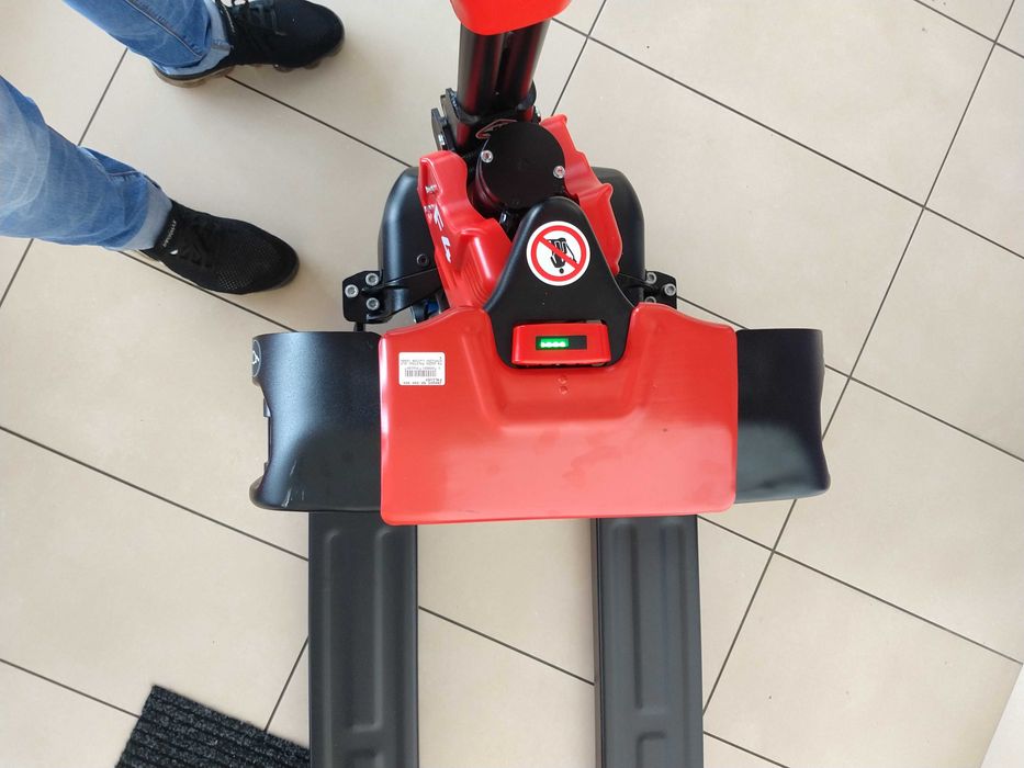 Wózek Paletowy Paleciak 1500kg Mały Zwinny 154cm Model F4