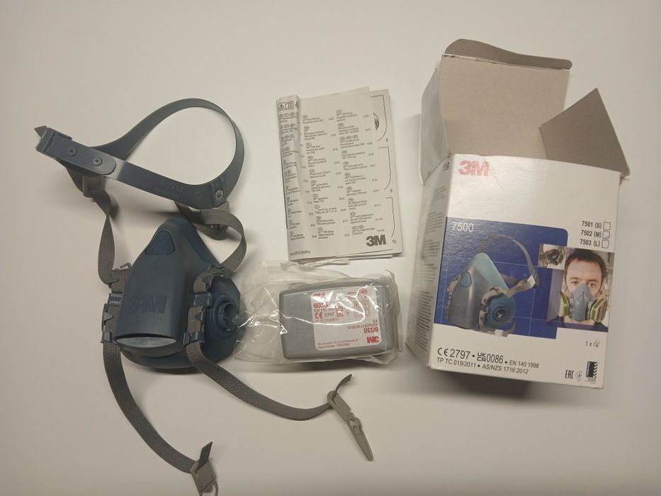 Maska przeciwpyłowa 3M 7500, filtry, zestaw