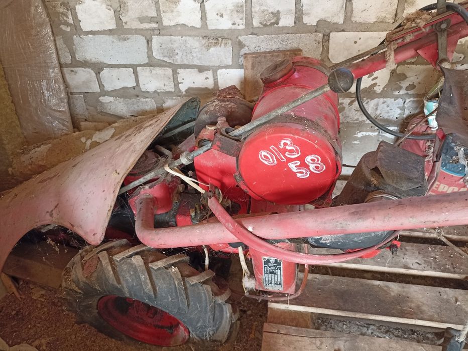 Продам косарку mf-70