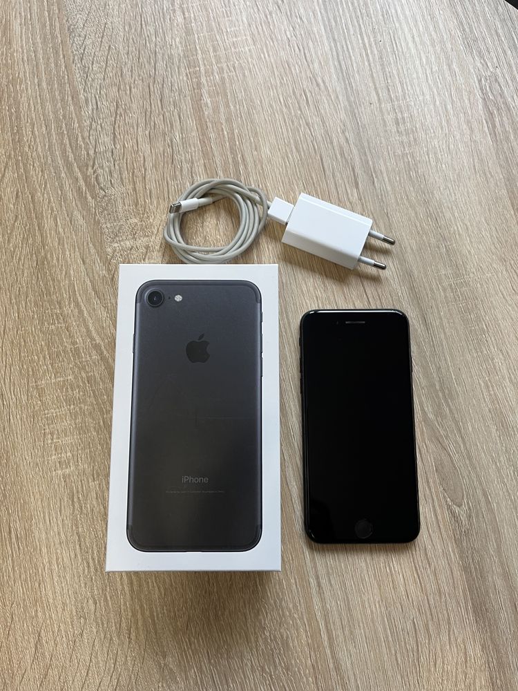 Продам IPhone7. 32GB