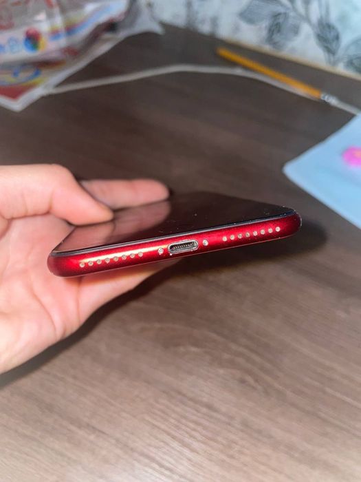 Apple 8+ на запчастини