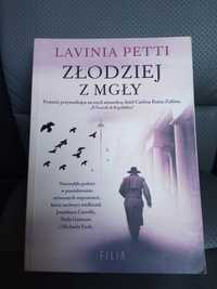 Złodziej z mgły Lavinia Petti