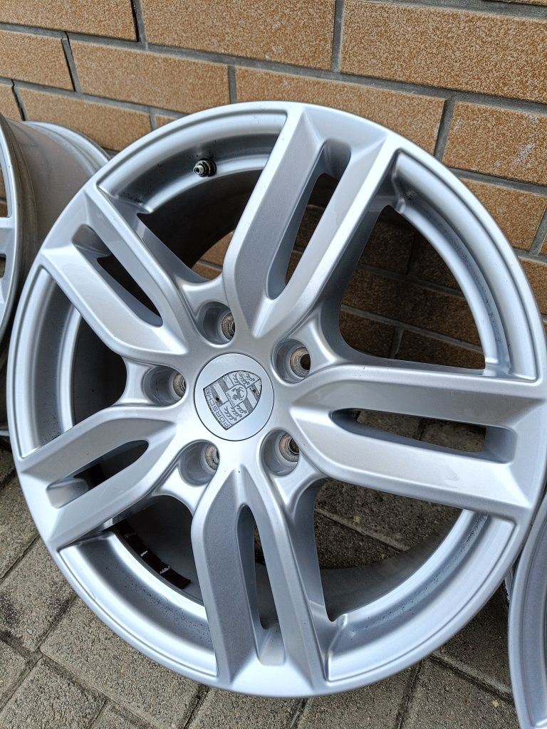 Felgi Aluminiowe 18 Cali 5x130 8Jx18H2 ET53 Porsche Cayenne S WYSYŁKA