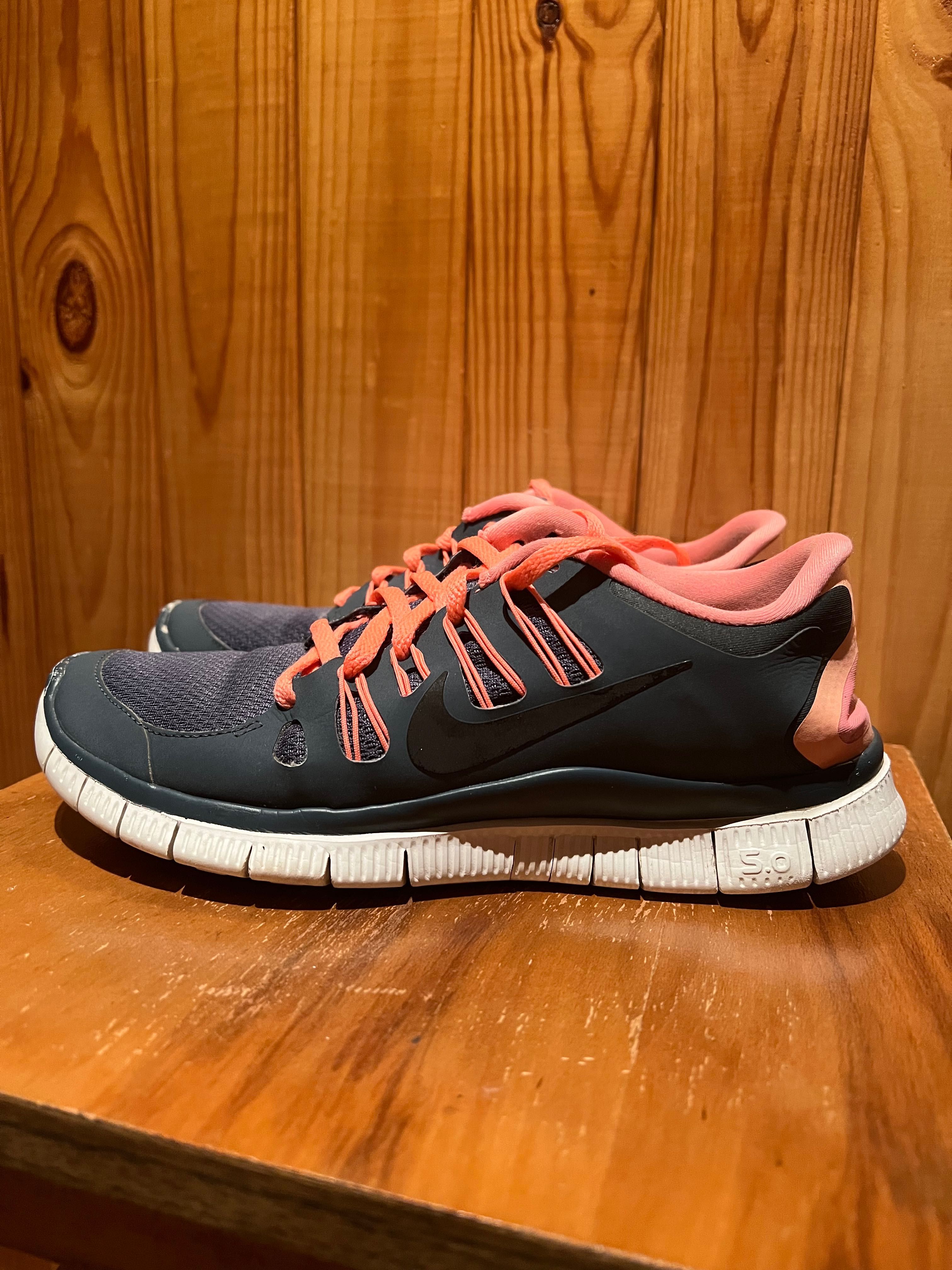 Кросівки жіночі Nike Free Run 5.0 39 розмір у відмінному стані