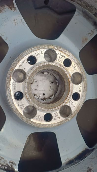 Kola aluminiowe z oponami letnimi 16" Audi A4 B8 225/55R16 Kumho 4522