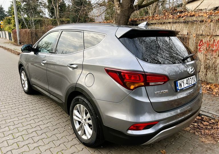 Hundai Santa Fe 2016