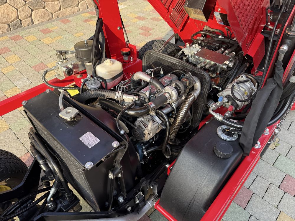 Садовий трактор , газоно косарка Gianni Ferrari