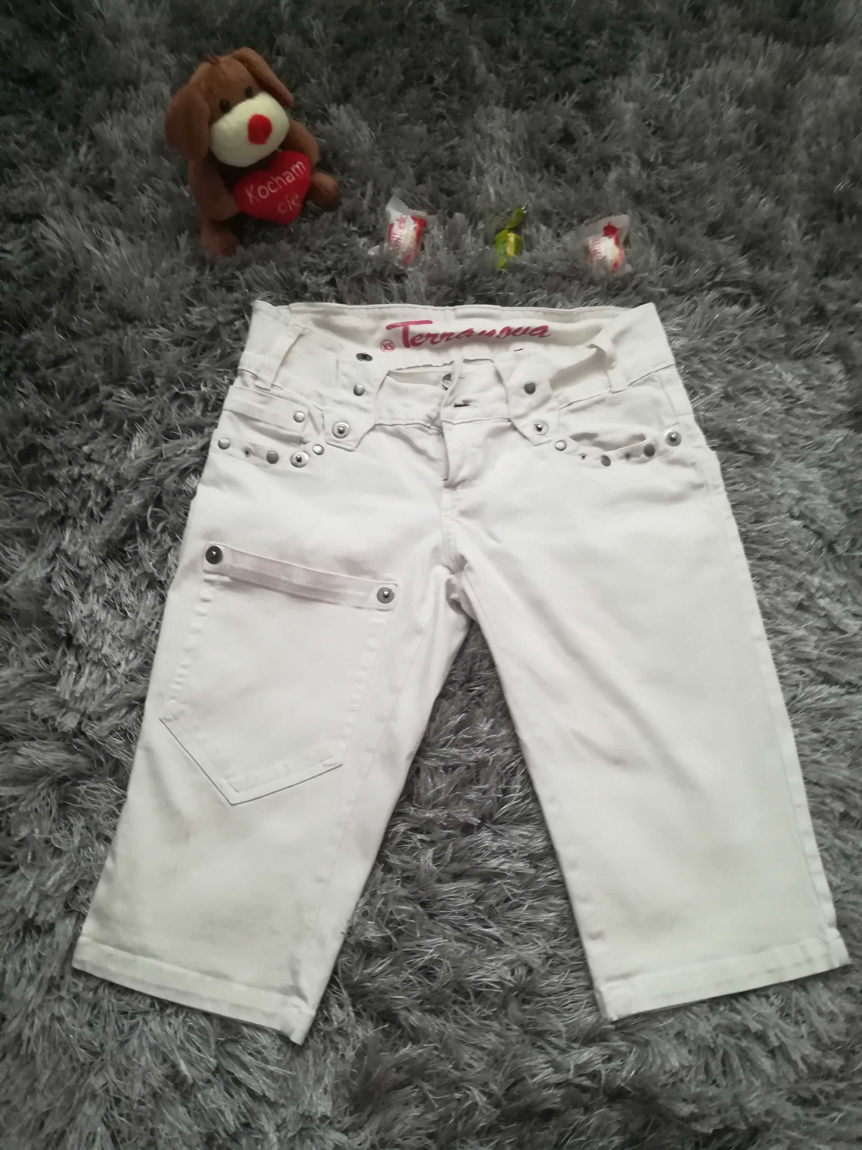 Spodenki jeansowe białe, rybaczki damskie Terranowa. XS. Kolor biały.