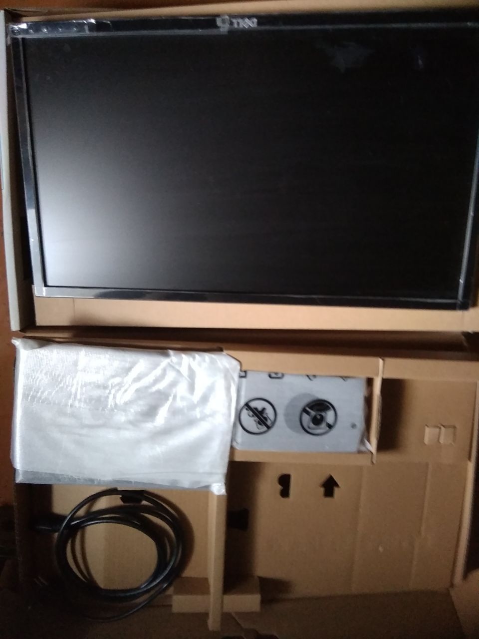 Монітори 24" Dell SE2416H