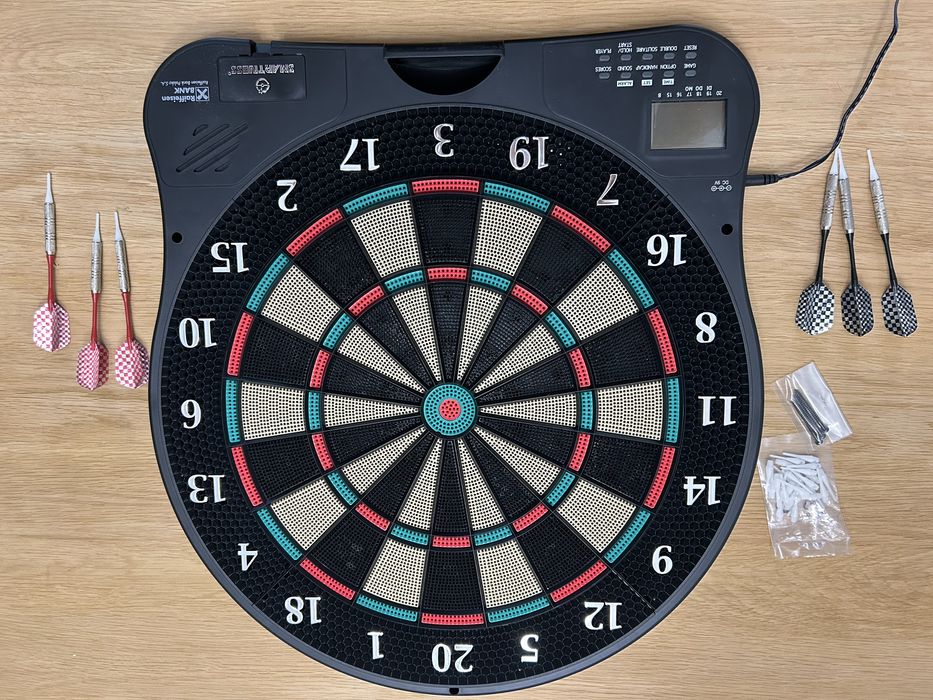 Tarcza elektroniczna do gry w rzutki dart