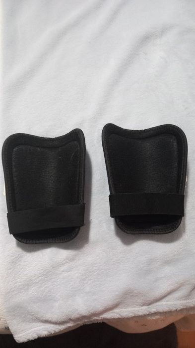 Vendo caneleiras Reno,luvas Reno