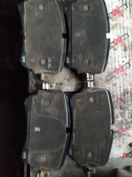 Колодки тормозные Audi Q7, Skoda, Volkswagen  код 4М0-698-451-F