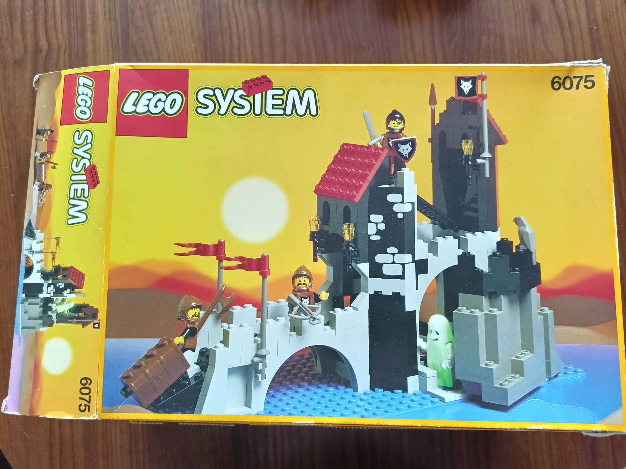 LEGO system Castle 6075 wolfpack