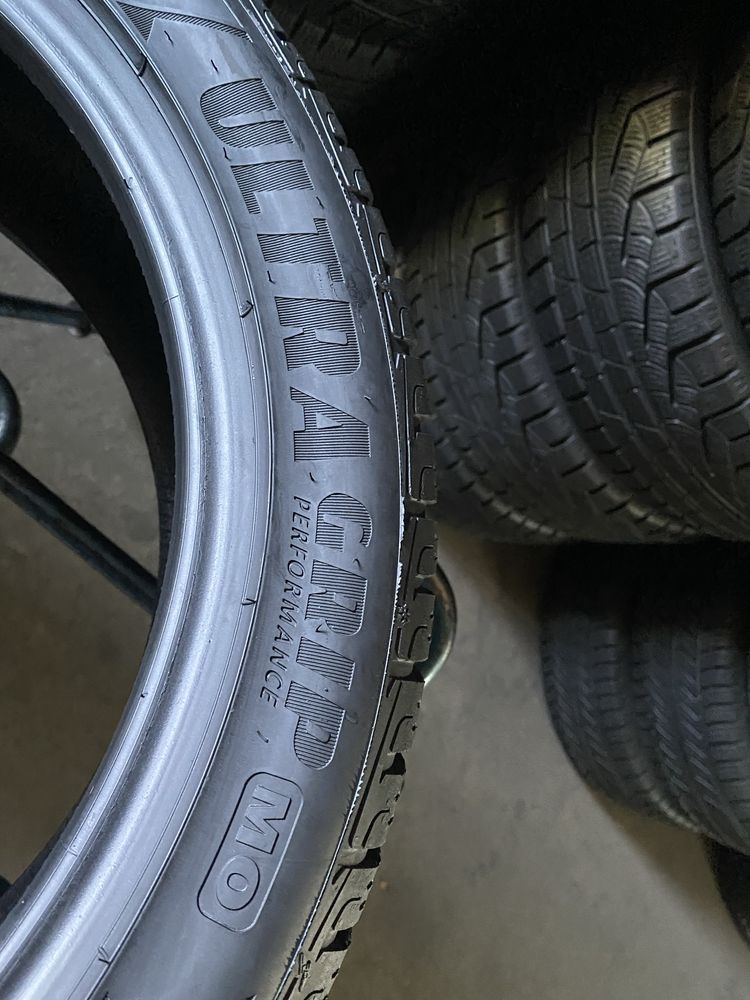 Шини 225/45/18 - 2шт Goodyear UltraGrip P зима