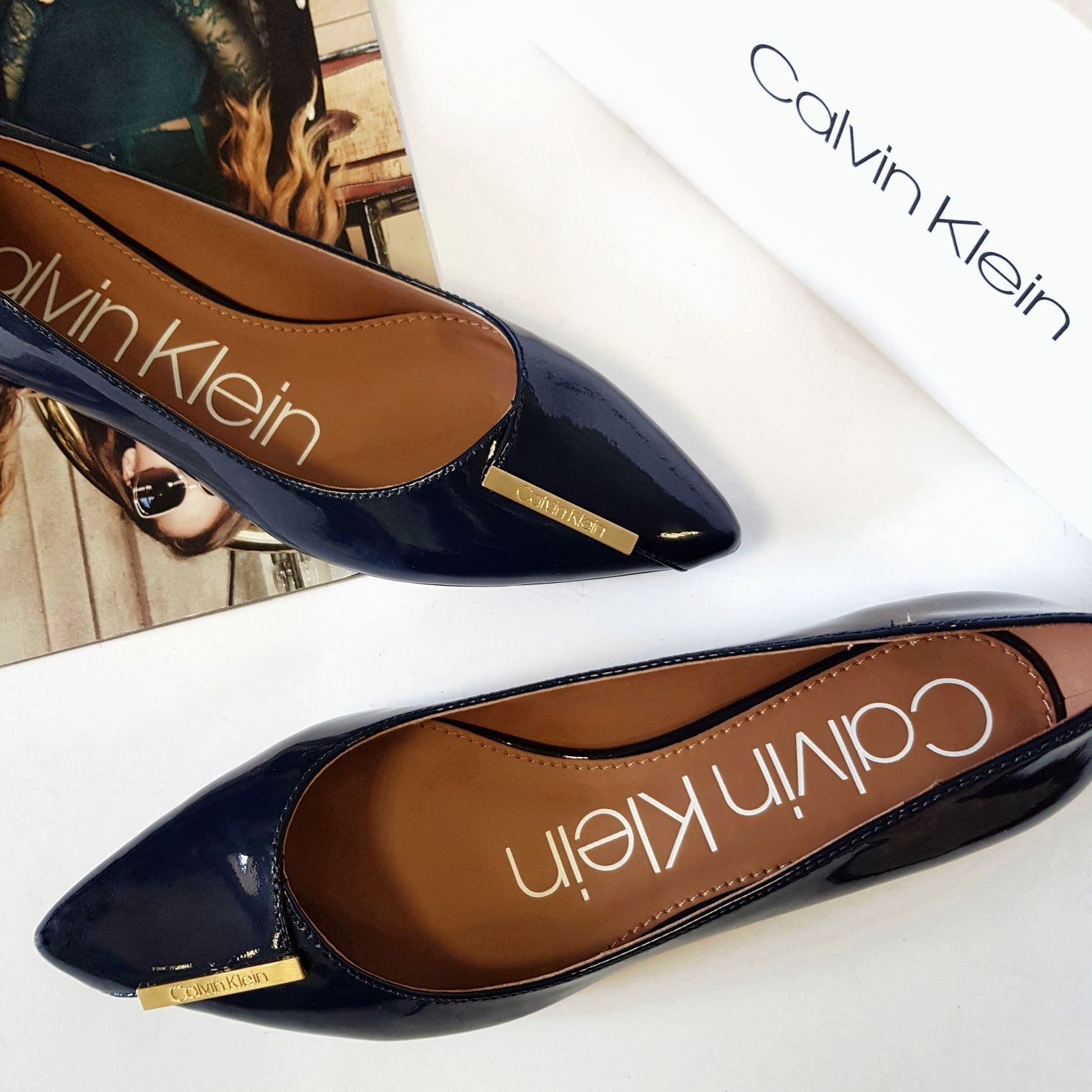 CALVIN KLEIN оригинал. Новые туфли кожа балетки красные синие