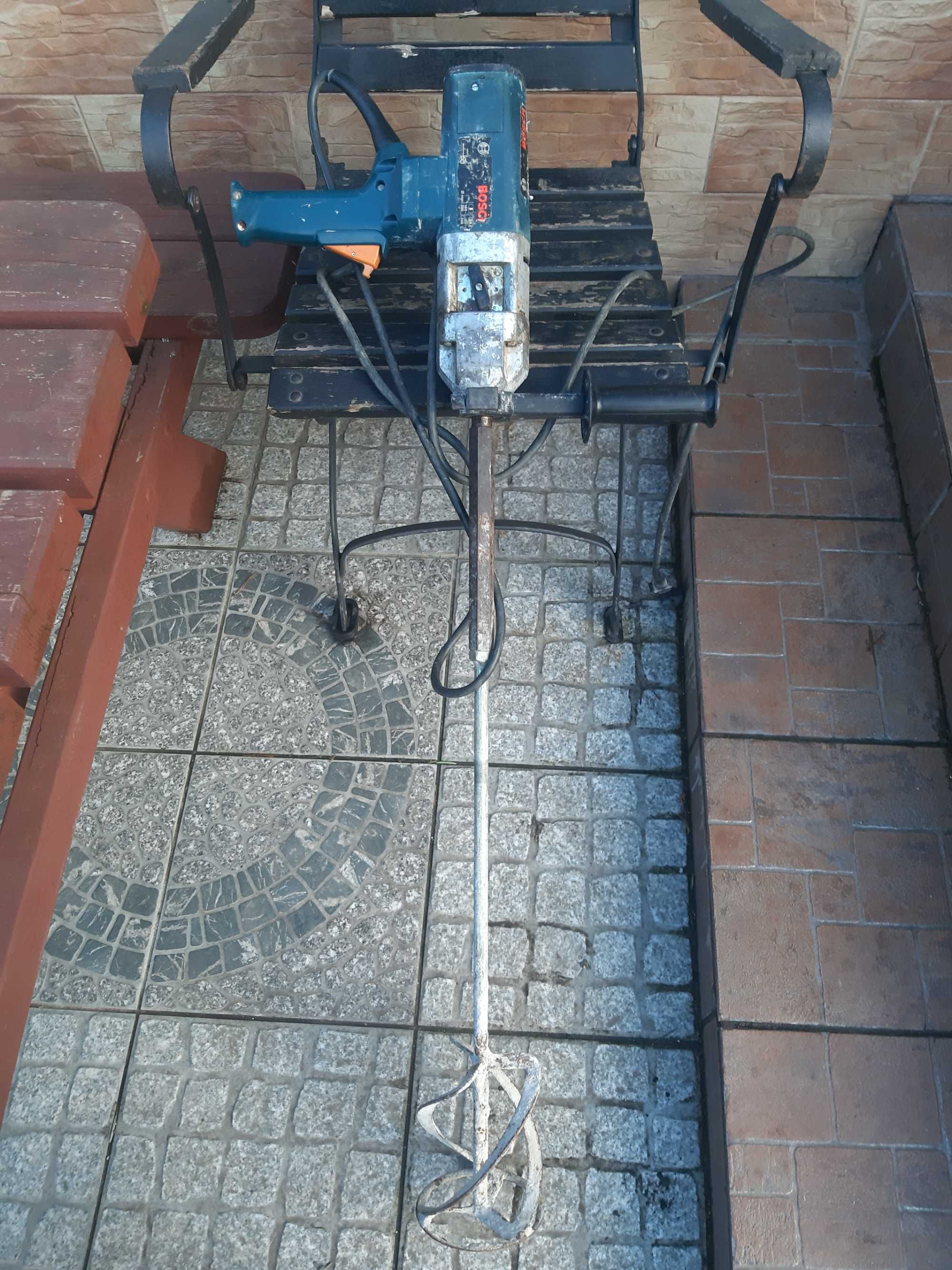 Mieszadło BOSCH GRW 11 E