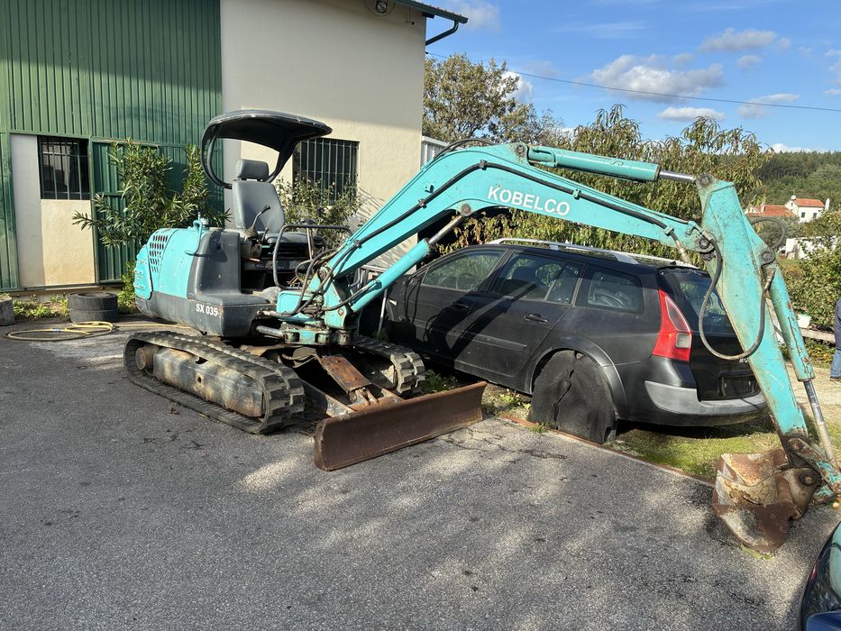 Mini Giratoria Kobelco 3.5 ton